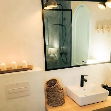 Aloha Jacuzzi Y Vistas Al Mar קורלחו